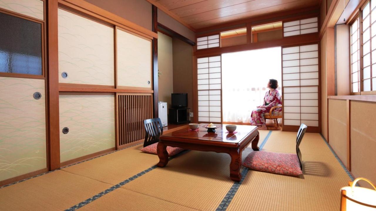 Baigetsu Ryokan Shimosuwa Exteriör bild