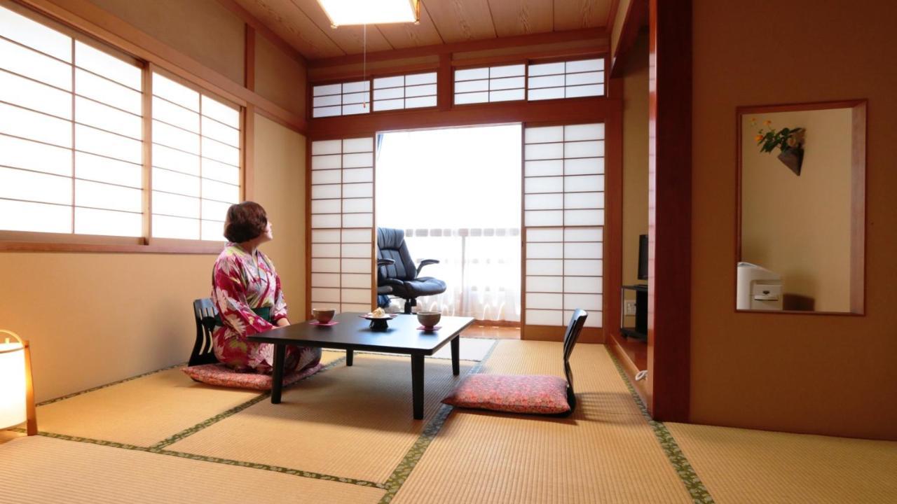 Baigetsu Ryokan Shimosuwa Exteriör bild